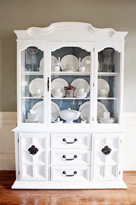 what are you supposed to put.on china cabinet